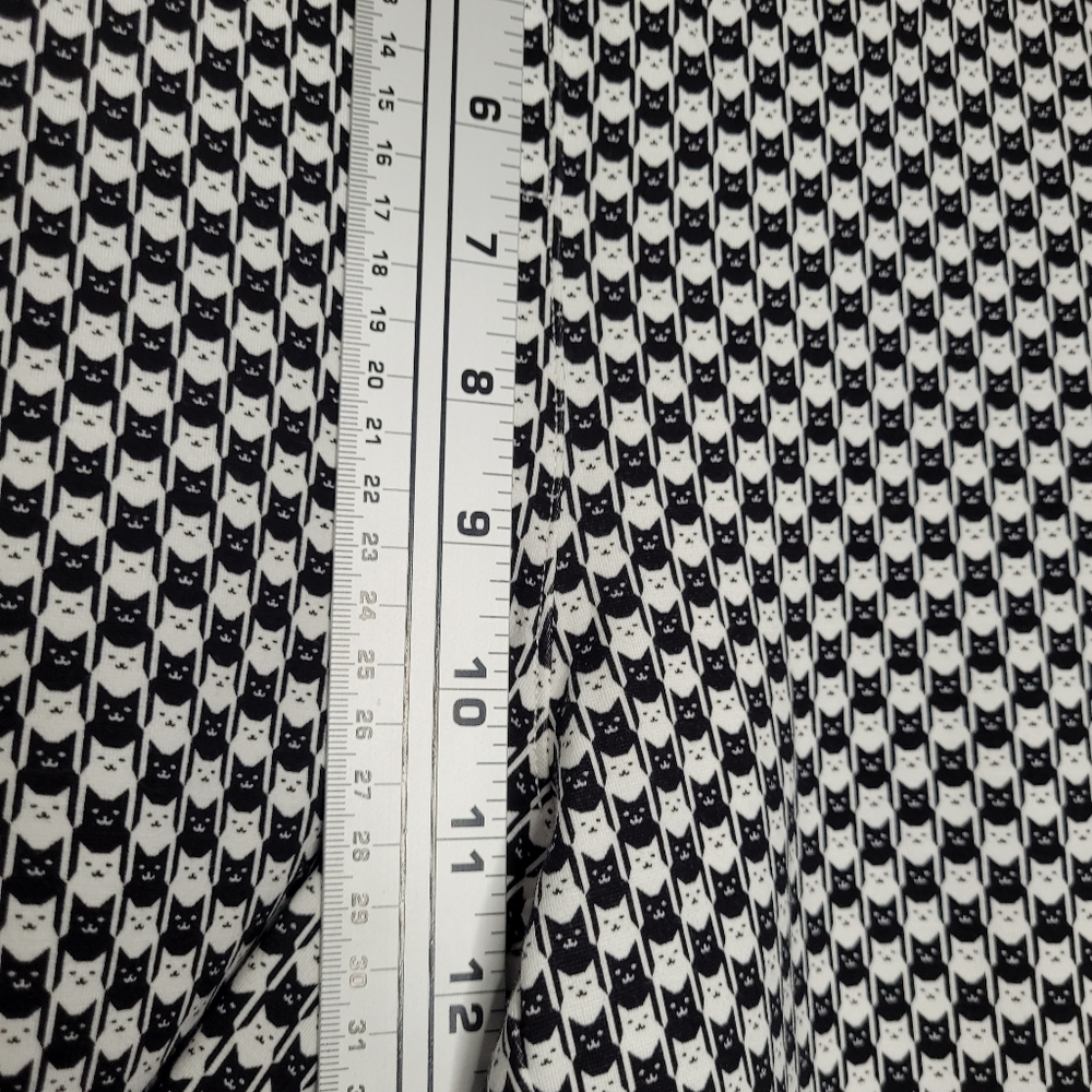 Betabrand Cat Print Pants Pull On Work Wear Quirky Ankle Size Med Petite - Picture 8 of 8